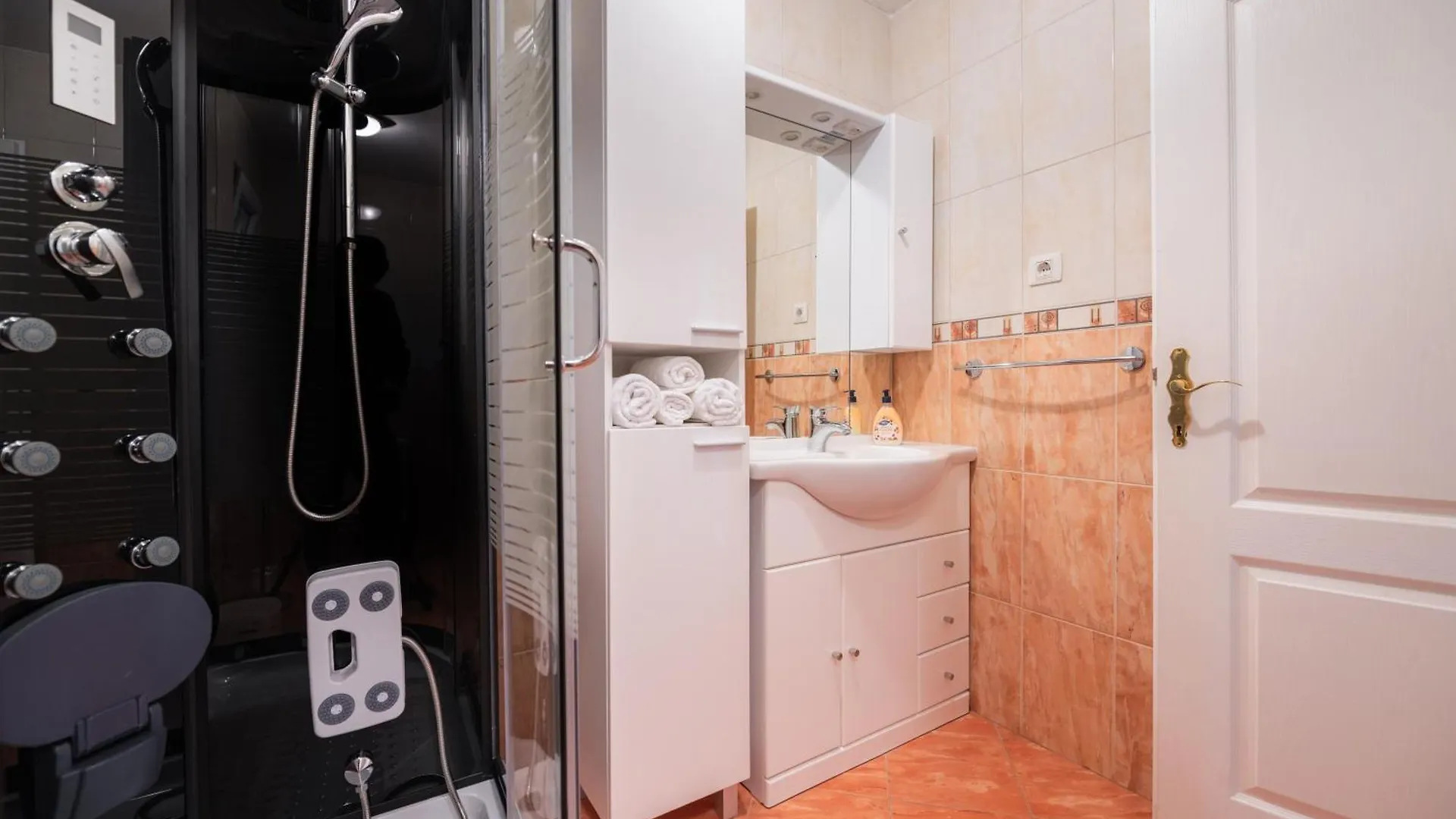 Haus Elisa Atemberaubender Meerblick Zagorje 0*,